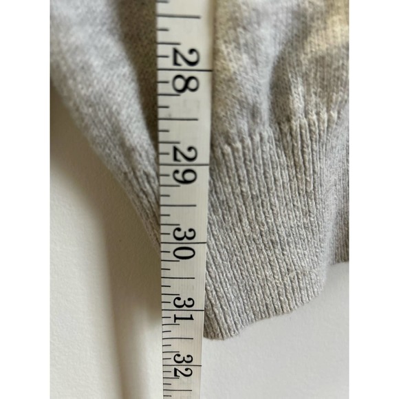 Gap Mens V-Neck 100% Merino Wool Pullover Sweater Gray Heather XL - Picture 7 of 7